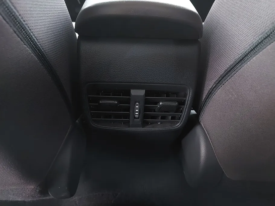 تويوتا كورولا XLI 2025 