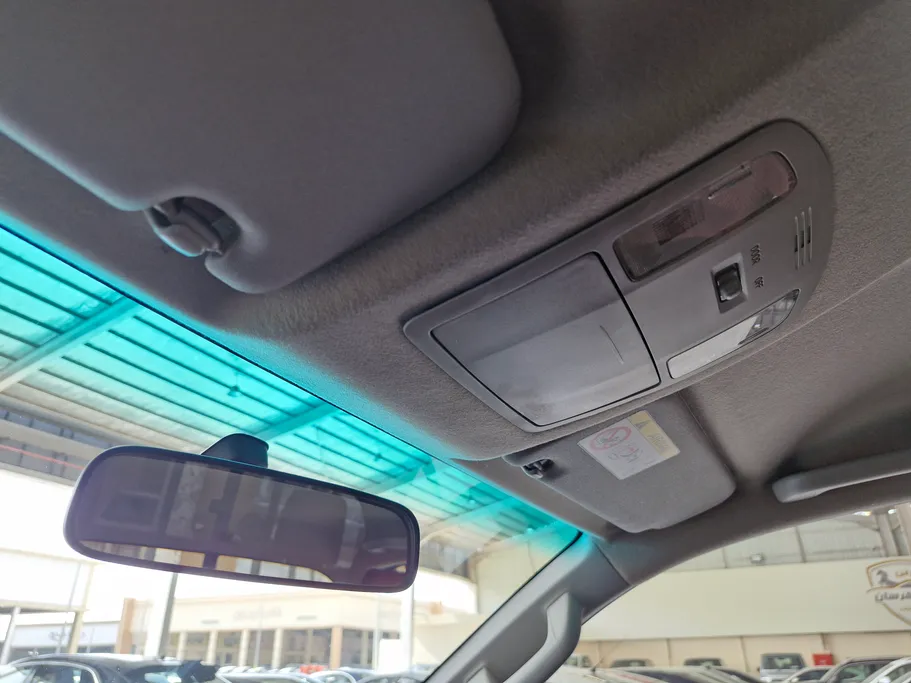 2023 Toyota Hilux DLX 