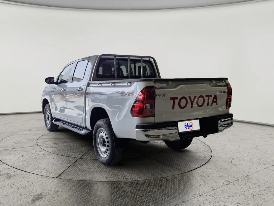 2023 Toyota Hilux DLX 