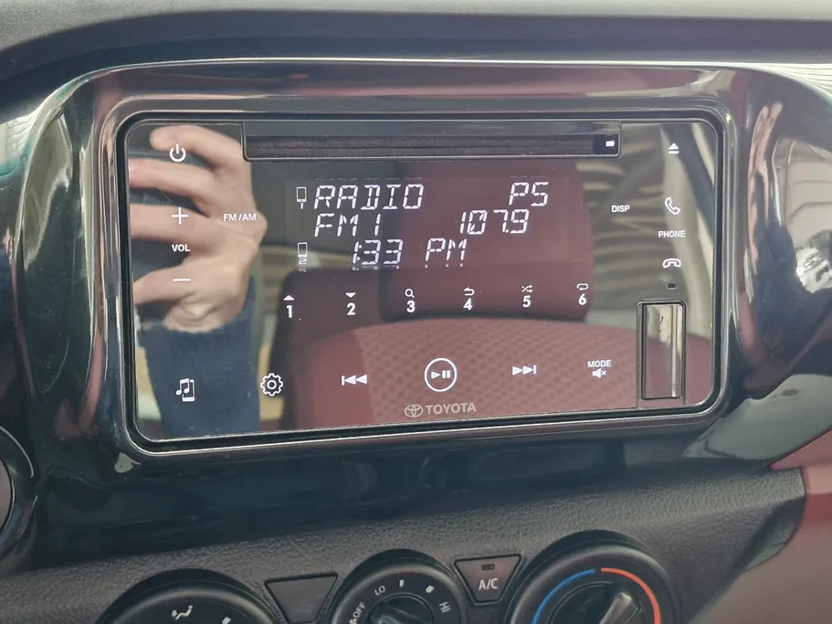 2023 Toyota Hilux DLX 