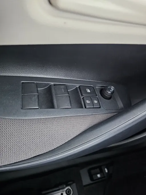 تويوتا كورولا XLI 2023 