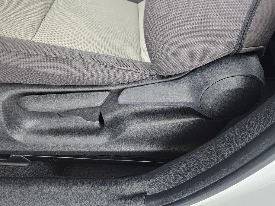 تويوتا كورولا XLI 2023 