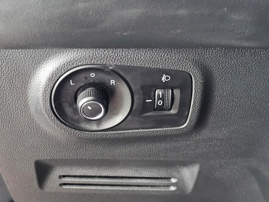 ام جي ZS STD 2023 