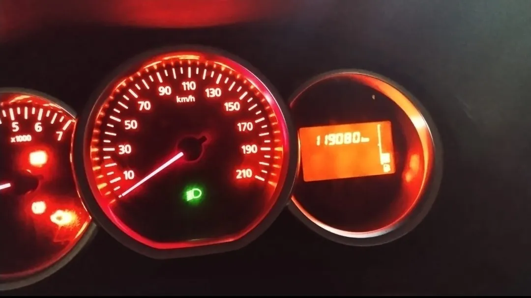 2021 Renault Docker Van بضاعة 