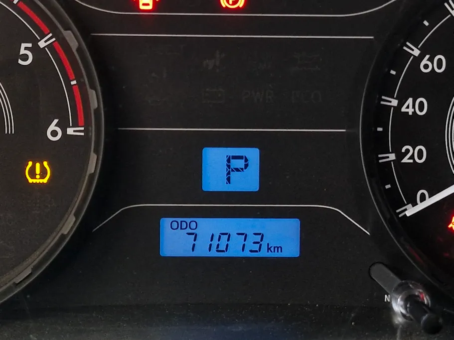 2023 Toyota Hilux DLX 