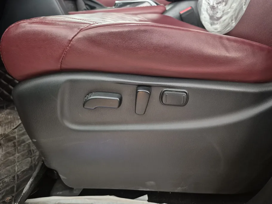 2023 Nissan Patrol Platinum 