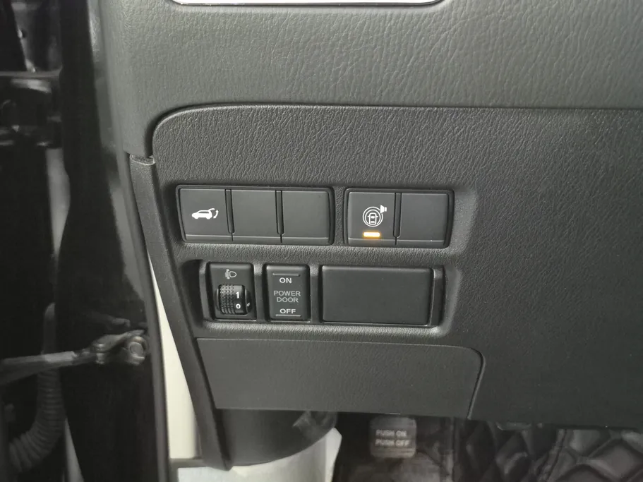 2023 Nissan Patrol Platinum 