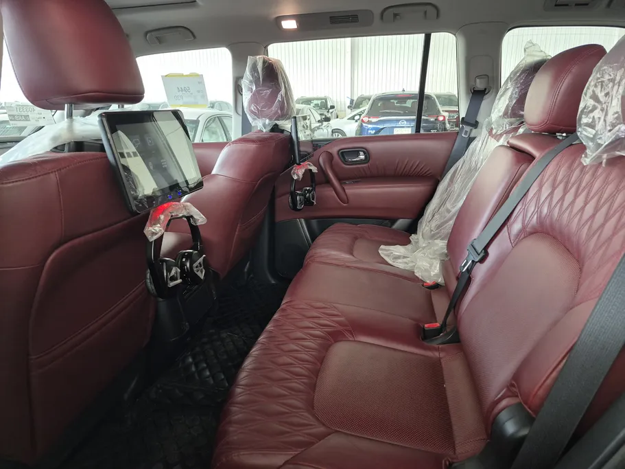 2023 Nissan Patrol Platinum 