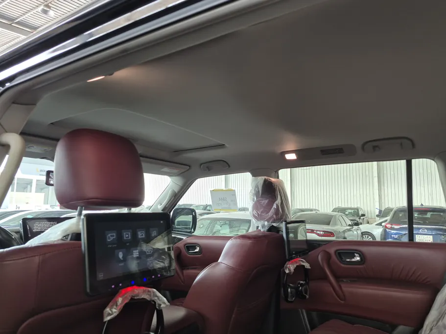 2023 Nissan Patrol Platinum 