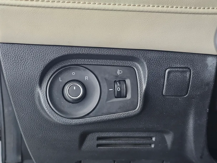 ام جي 5 COM 2022 