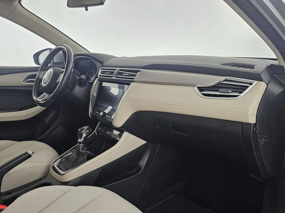 ام جي 5 COM 2022 