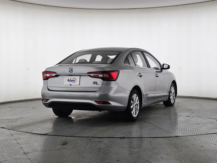 ام جي 5 COM 2022 