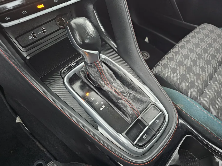 ام جي ZS STD 2022 