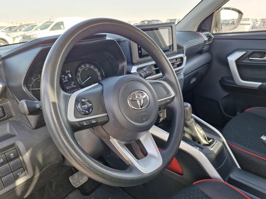 2022 Toyota Raize XLE 