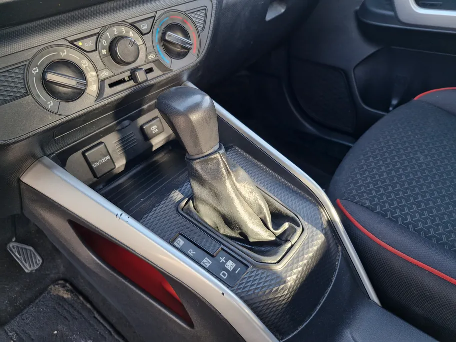 2022 Toyota Raize XLE 