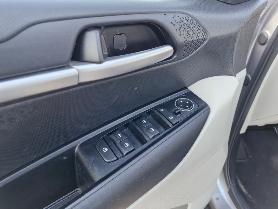 كيا سونيت GL 2023 