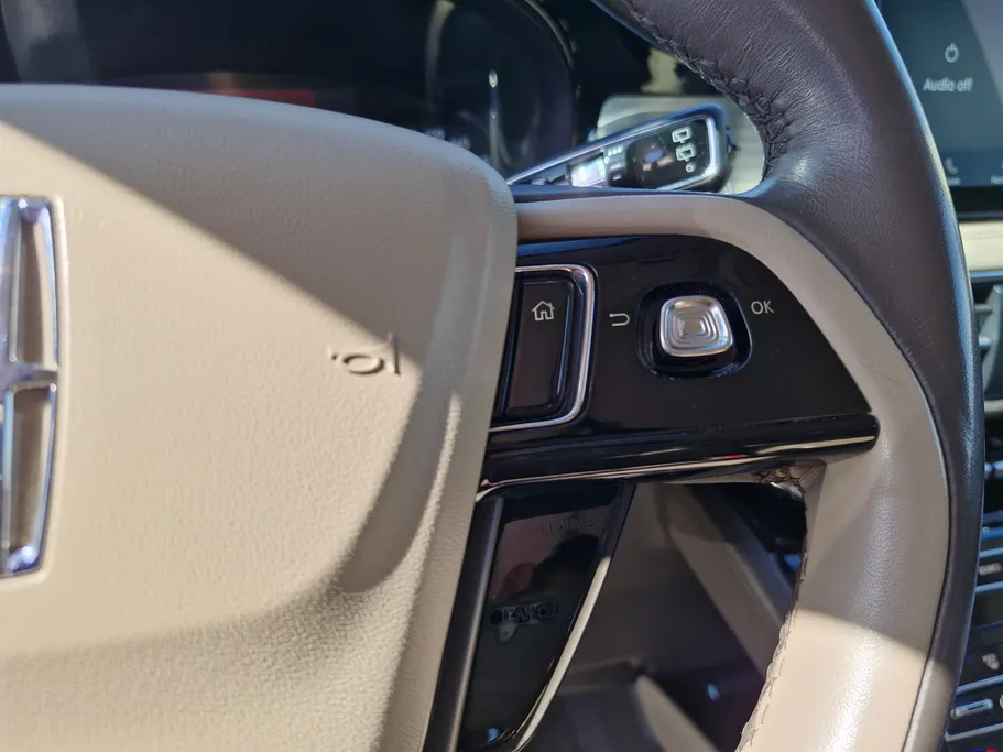 لينكولن كورسير Standard 2021 