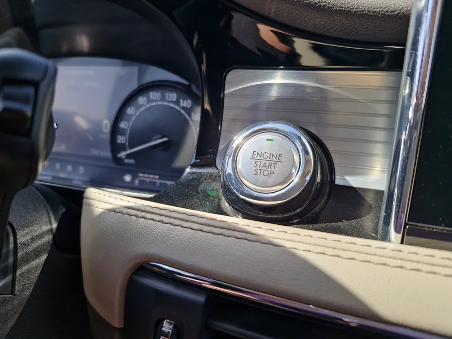 لينكولن كورسير Standard 2021 