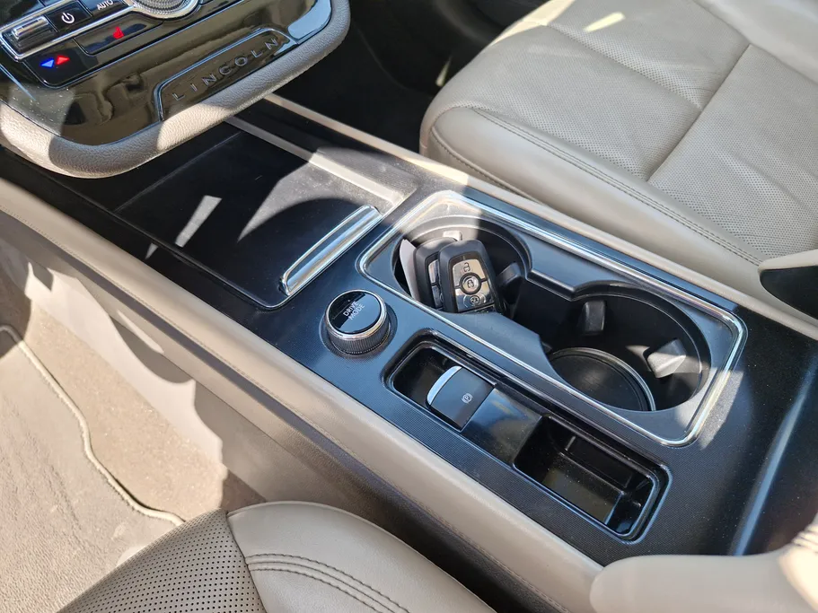 لينكولن كورسير Standard 2021 