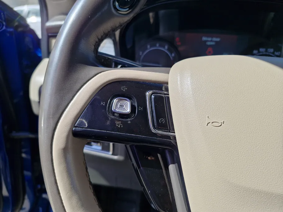 لينكولن كورسير Standard 2021 