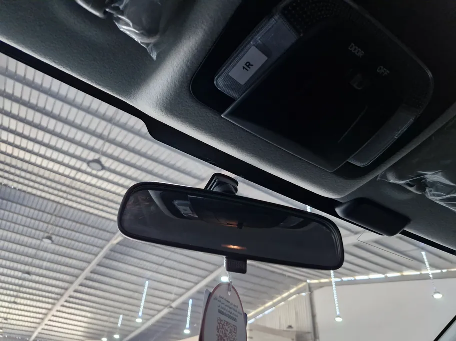 تويوتا اينوفا GL 2025 