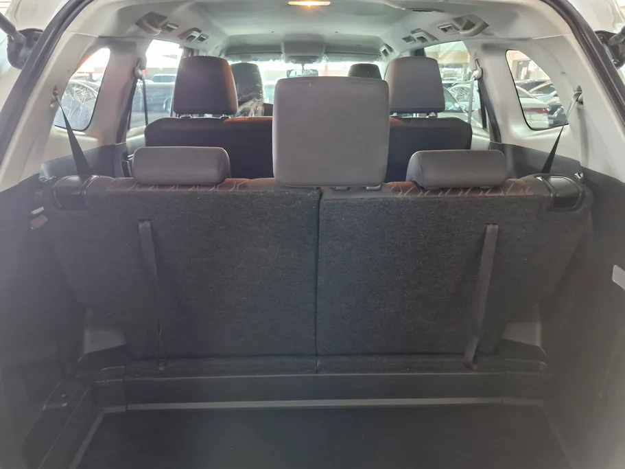 تويوتا اينوفا GL 2025 