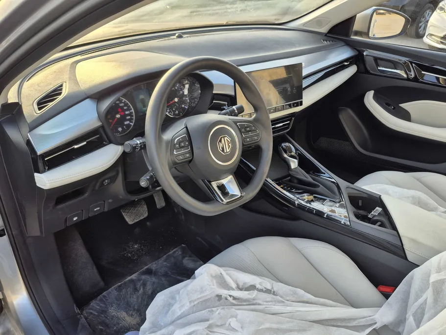 2025 MG 5 STD New Shape 