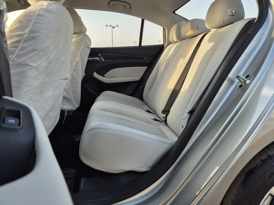 2025 MG 5 STD New Shape 