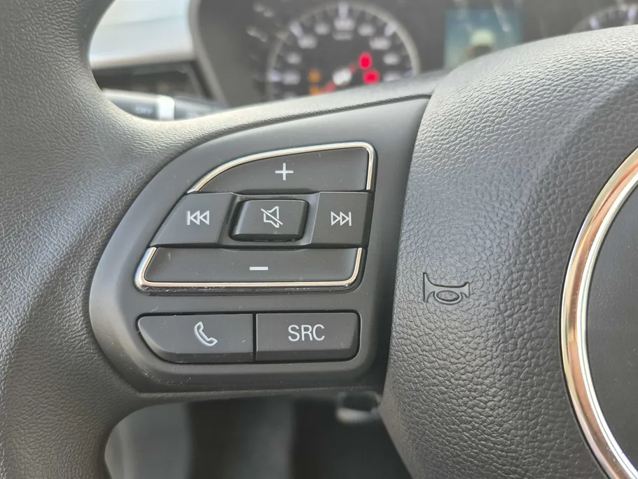 2025 MG 5 STD New Shape 