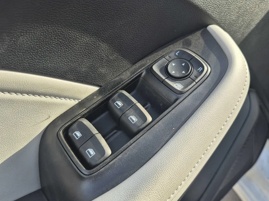 2025 MG 5 STD New Shape 