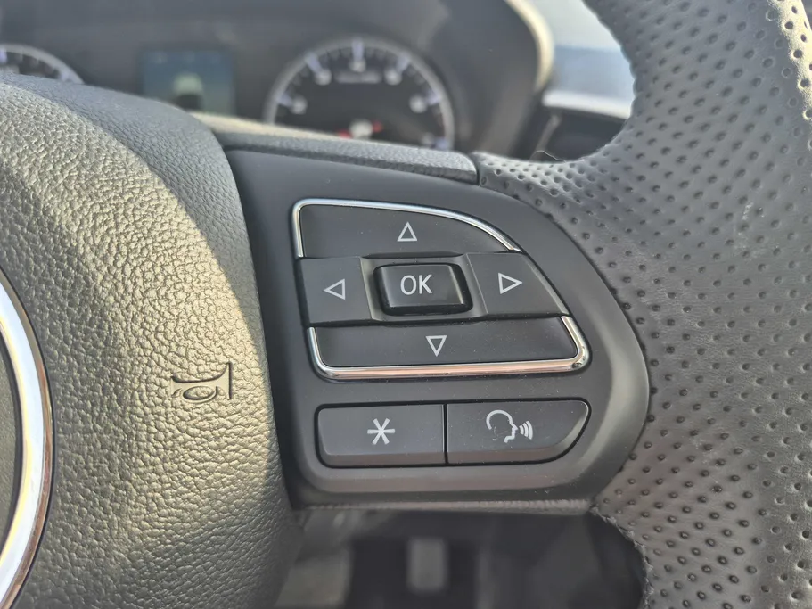 2025 MG 5 STD New Shape 