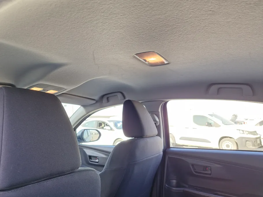 2024 Toyota Yaris  Y 