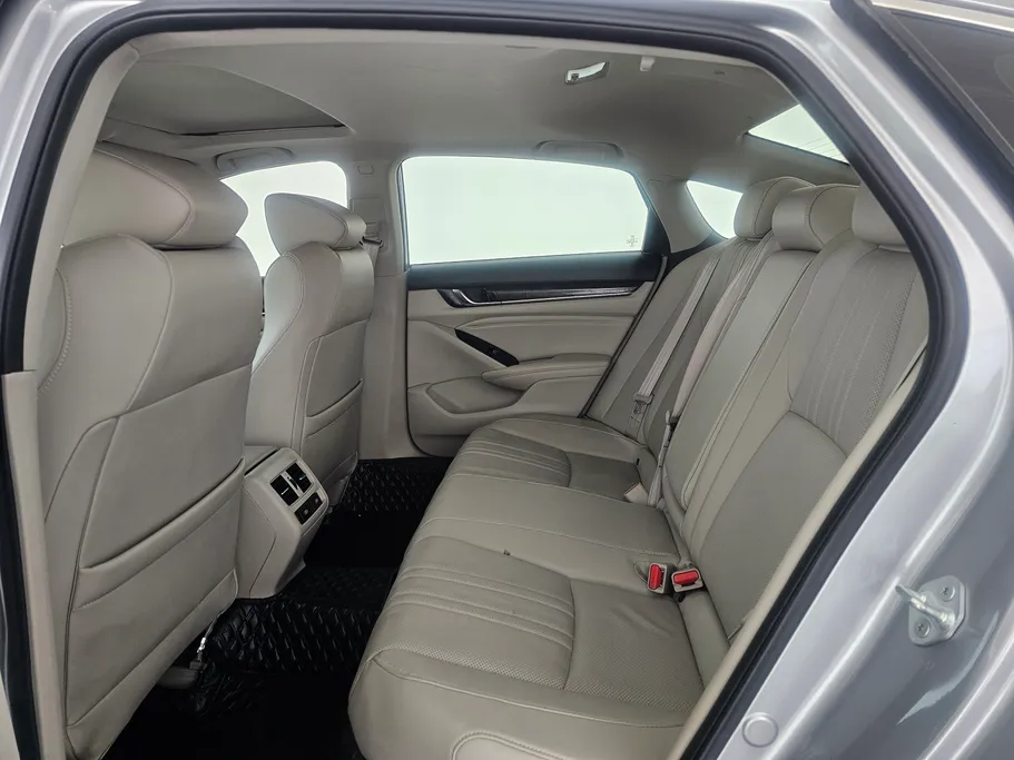 هوندا اكورد EX L 2022 