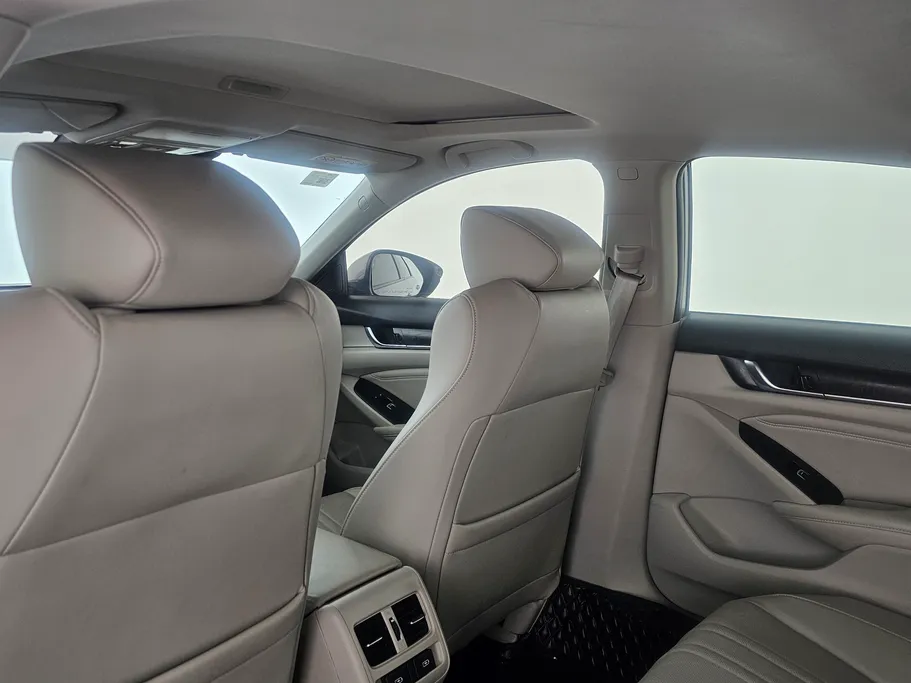 هوندا اكورد EX L 2022 