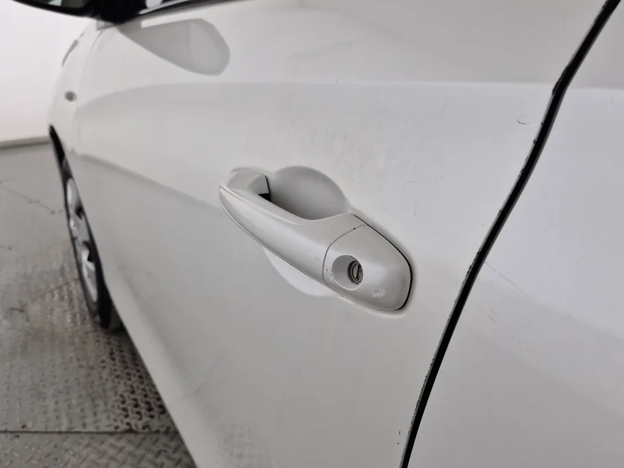 2021 Toyota Yaris  Y 