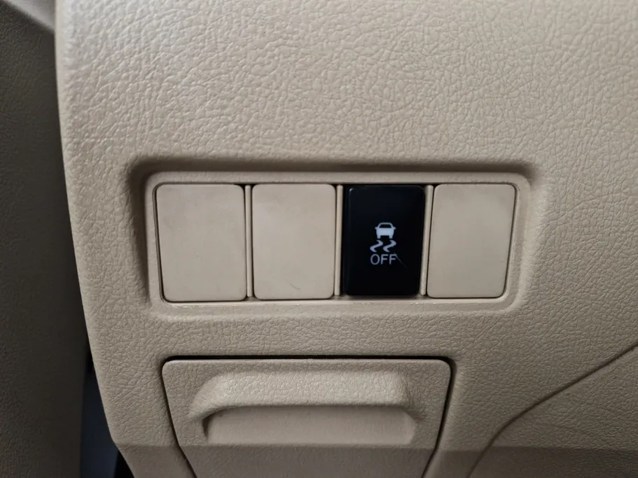 2021 Toyota Yaris  Y 