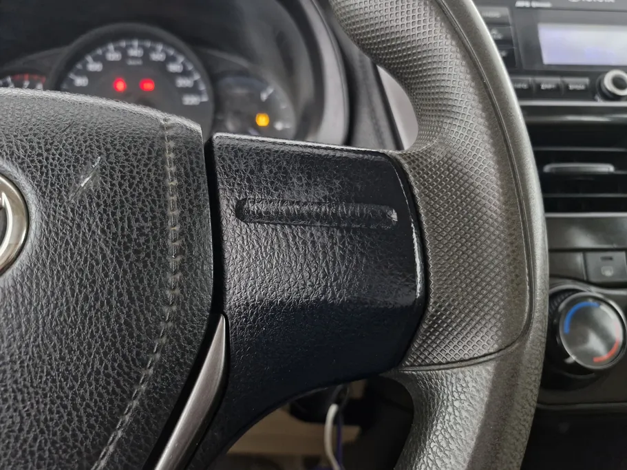 2021 Toyota Yaris  Y 