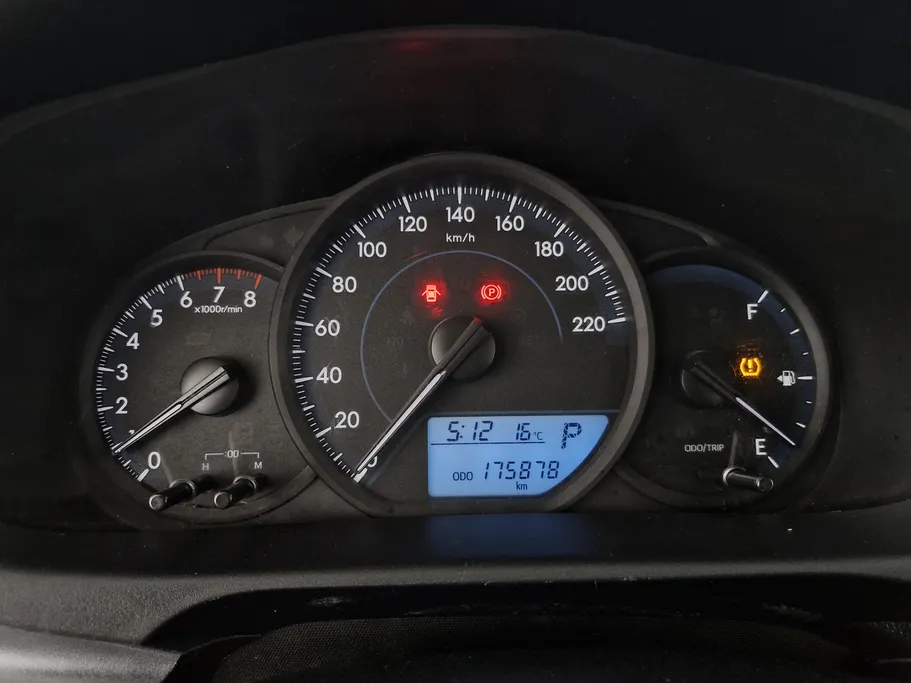 2021 Toyota Yaris  Y 