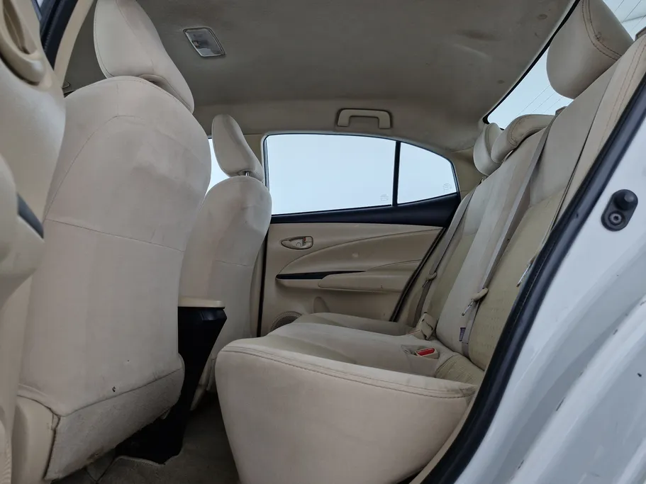 2021 Toyota Yaris  Y 