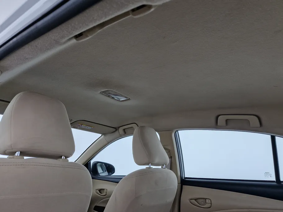 2021 Toyota Yaris  Y 