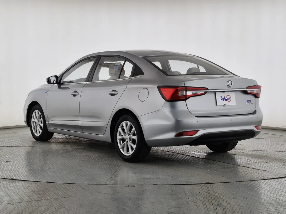 ام جي 5 COM 2022 