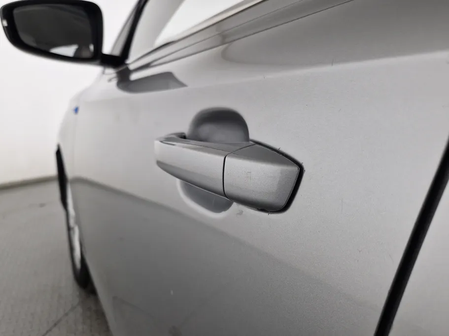 ام جي 5 COM 2022 