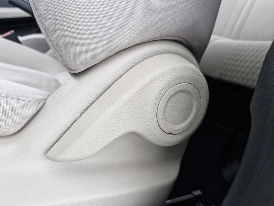 ام جي 5 COM 2022 