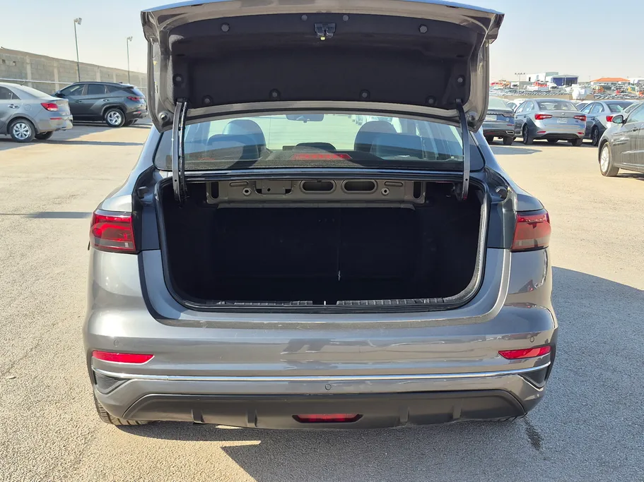 2023 Geely Emgrand GF 