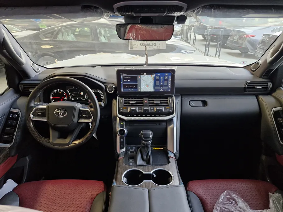 2024 Toyota Land Cruiser VXR 