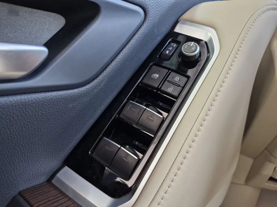 2024 Toyota Land Cruiser GXR 