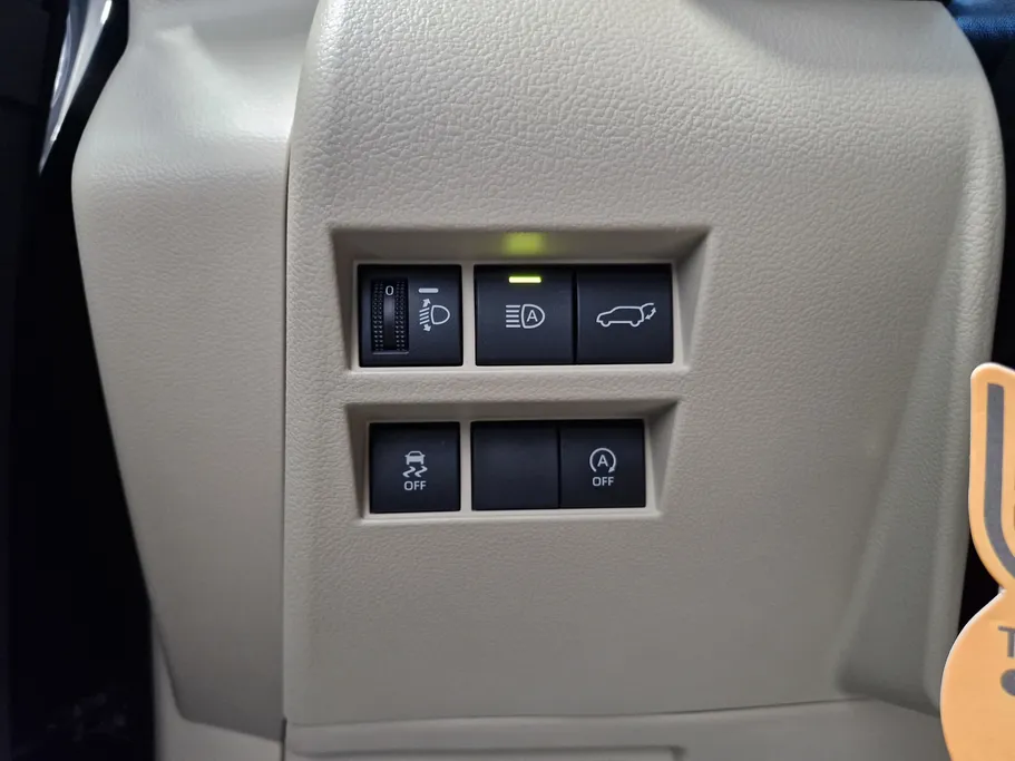 2024 Toyota Land Cruiser GXR 