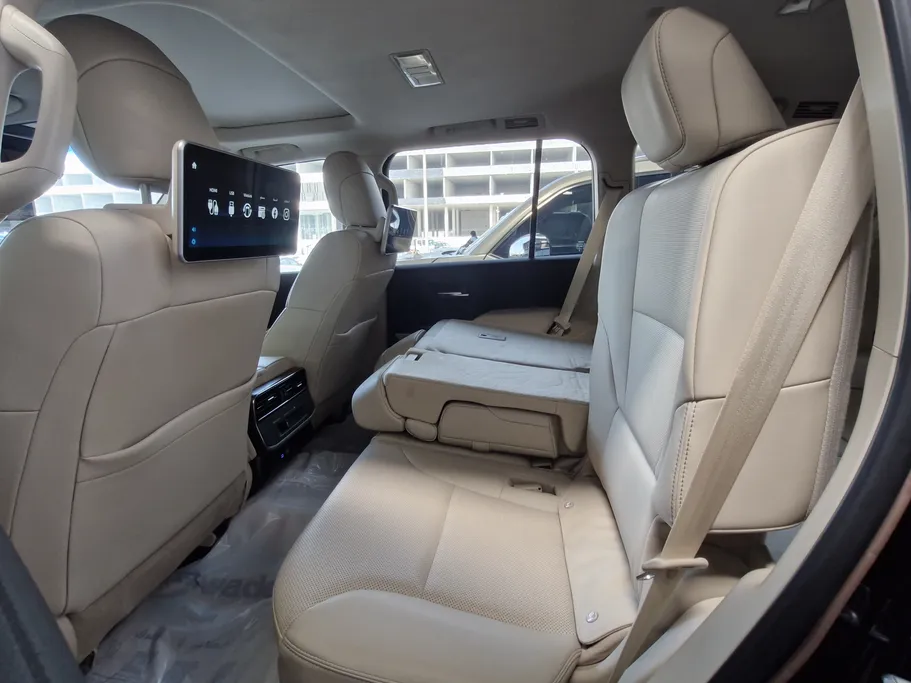 2024 Toyota Land Cruiser GXR 