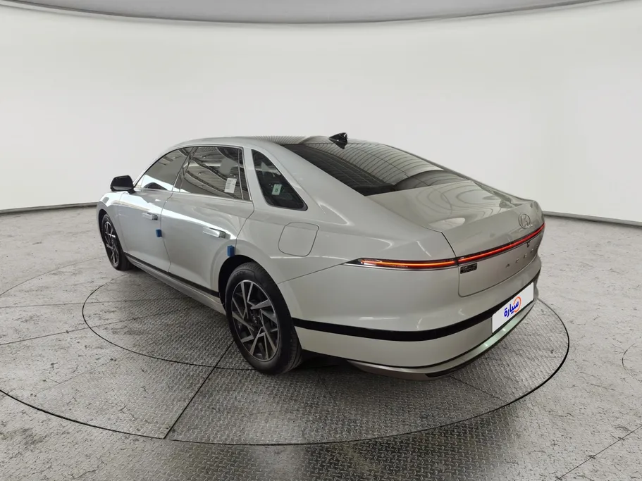 هيونداي ازيرا اكسكلوسف 2025 