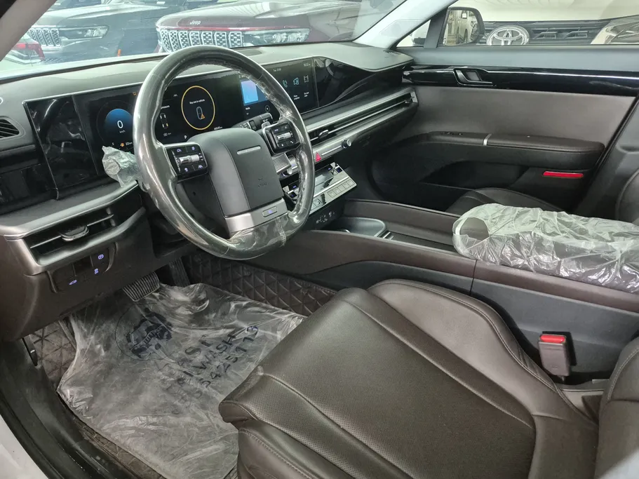 هيونداي ازيرا اكسكلوسف 2025 